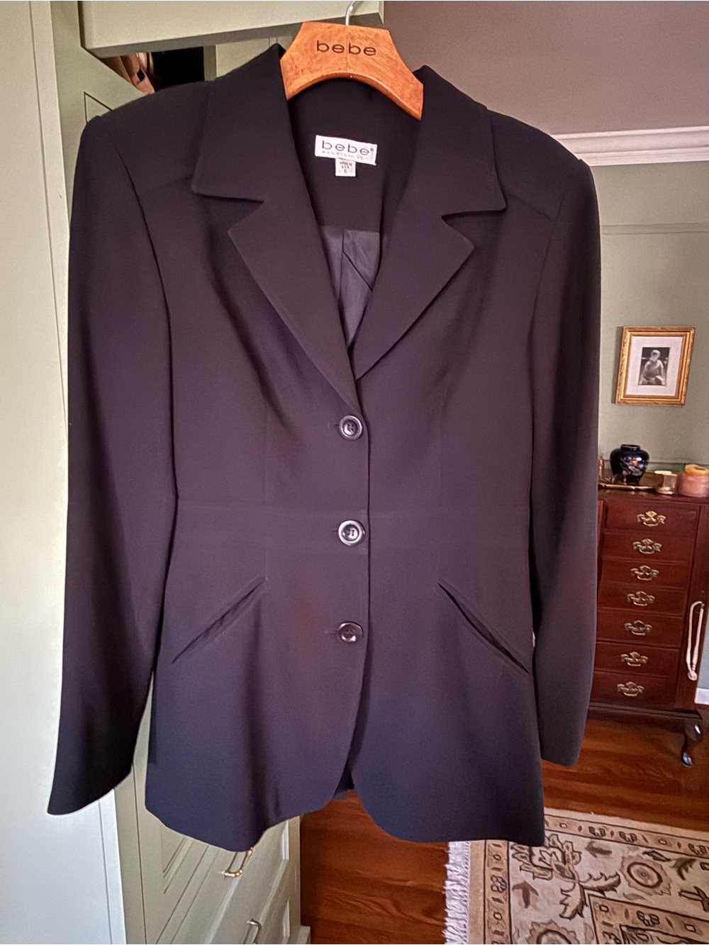 bebe Beautiful ‘90’s Black Classic Single-Breasted Fitted Tailored Blazer Size 4